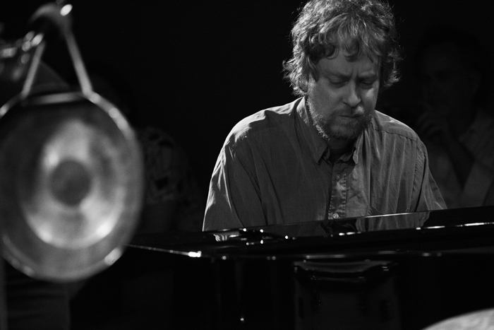 TIM BERNE – MATT MITCHELL
ONE MORE, PLEASE photo Roch Doran