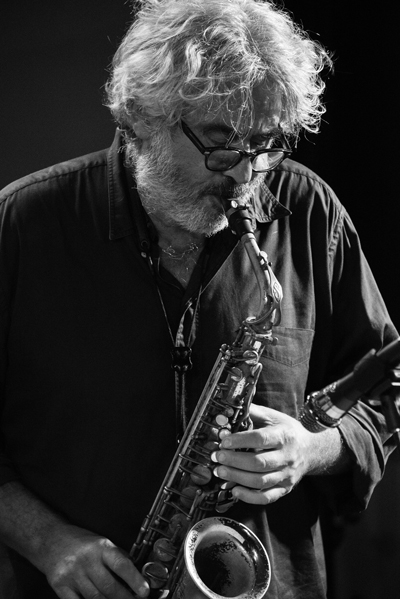 TIM BERNE – MATT MITCHELL
ONE MORE, PLEASE

Tim Berne: Alto Saxophone
Matt Mitchell: Piano

Intakt CD 395 / 2022 Roch Doran