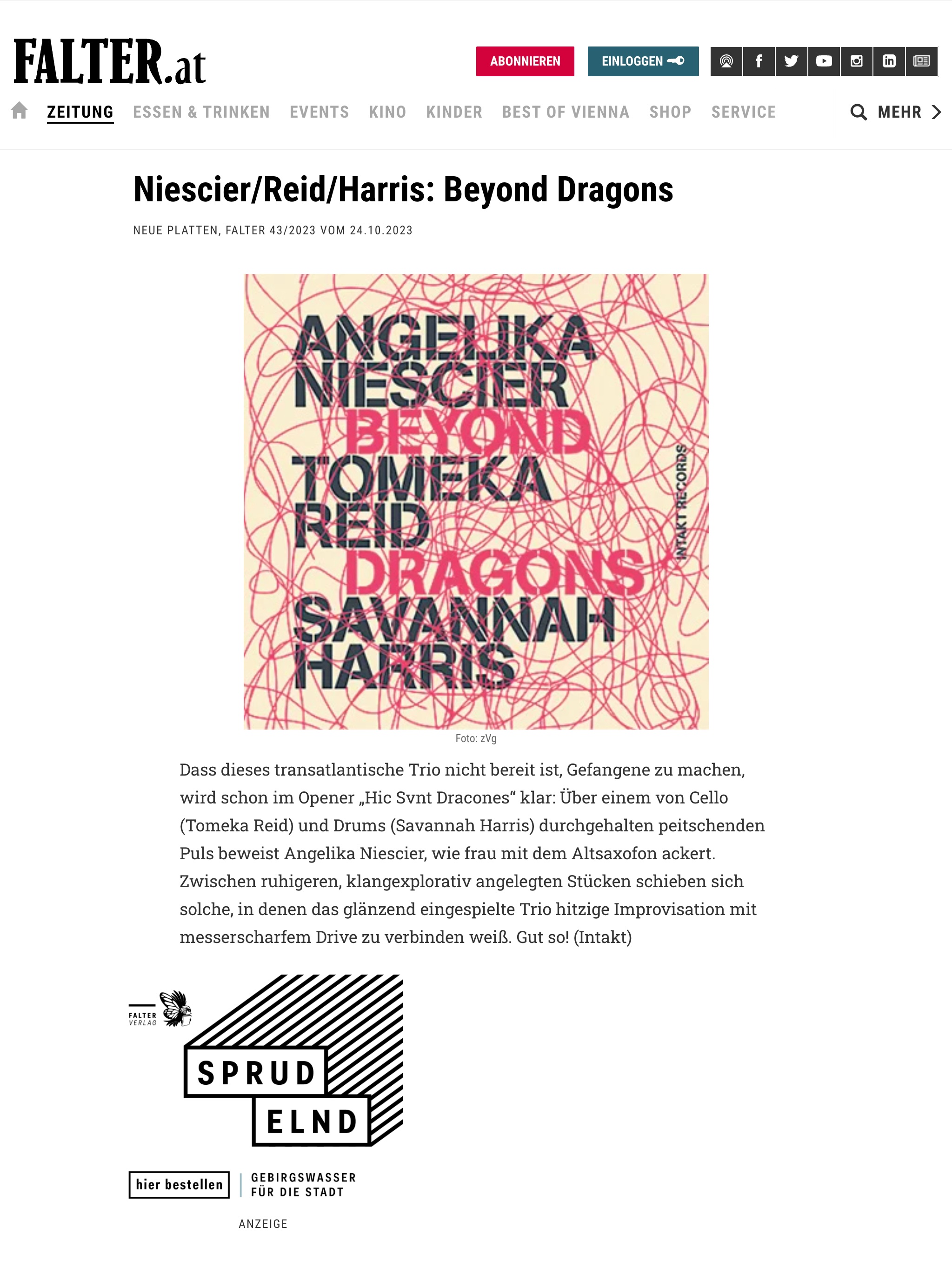 Dass dieses transatlantische Trio nicht bereit ist, Gefangene zu machen, wird schon im Opener „Hic Svnt Dracones“ klar: Über einem von Cello (Tomeka Reid) und Drums (Savannah Harris) durchgehalten peitschenden Puls beweist Angelika Niescier, wie frau mit dem Altsaxofon ackert. Zwischen ruhigeren, klangexplorativ angelegten Stücken schieben sich solche, in denen das glänzend eingespielte Trio hitzige Improvisation mit messerscharfem Drive zu verbinden weiß. Gut so! (Intakt)