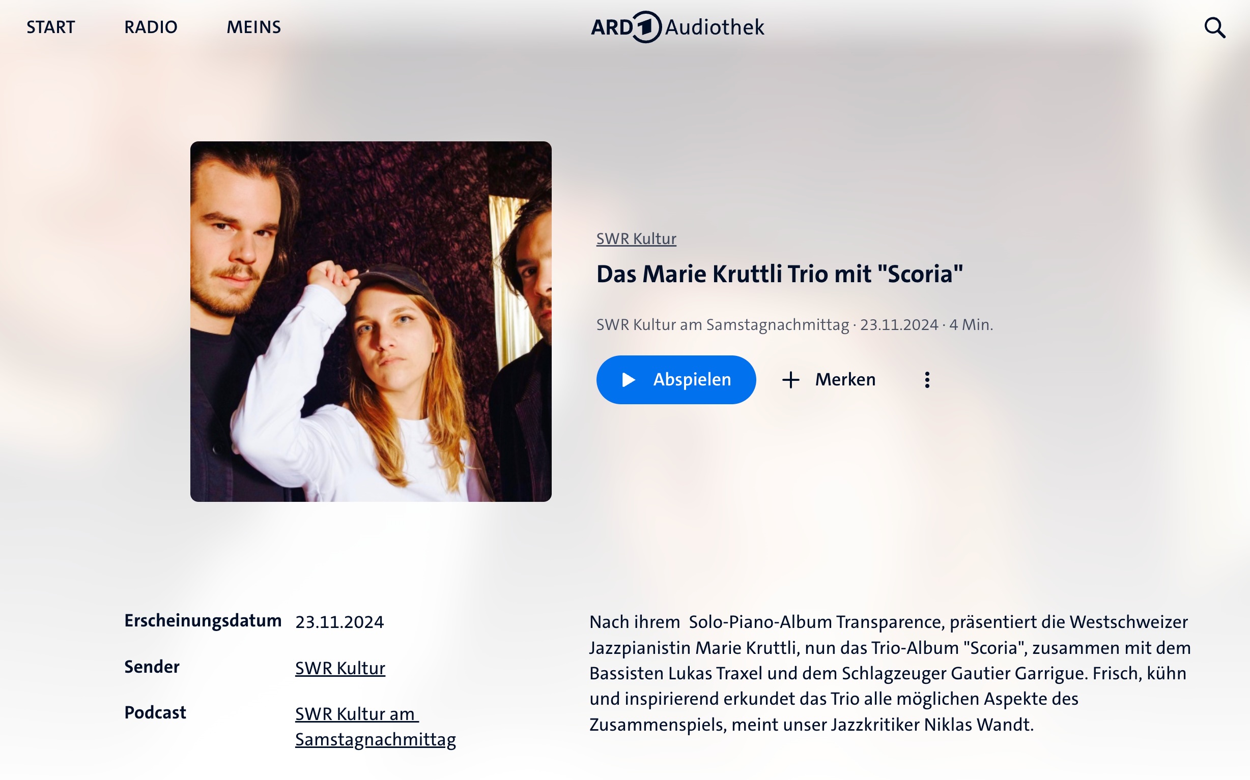 Nach ihrem  Solo-Piano-Album Transparence, präsentiert die Westschweizer Jazzpianistin Marie Kruttli, nun das Trio-Album 'Scoria', zusammen mit dem Bassisten Lukas Traxel und dem Schlagzeuger Gautier Garrigue. Frisch, kühn und inspirierend erkundet das Trio alle möglichen Aspekte des Zusammenspiels, meint unser Jazzkritiker Niklas Wandt.
